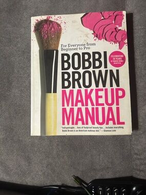 Bobbi Brown Makeup Manual - Pink & Black Cover